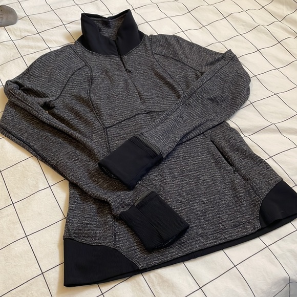 LULULEMON Runderful 1/2 zip - Picture 6 of 9